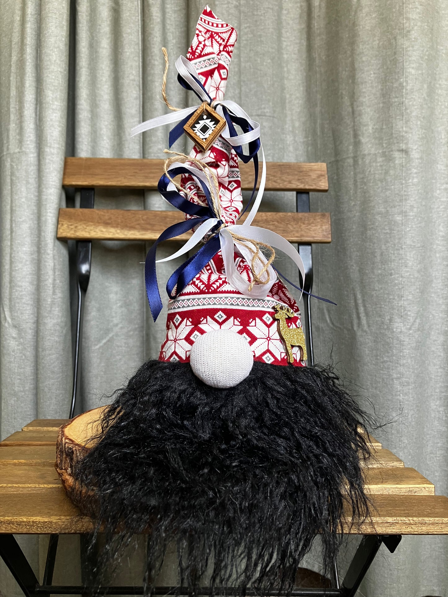 Après Red & White Gnome | The Original AromaGnome | Handcrafted Home Decor Diffusers
