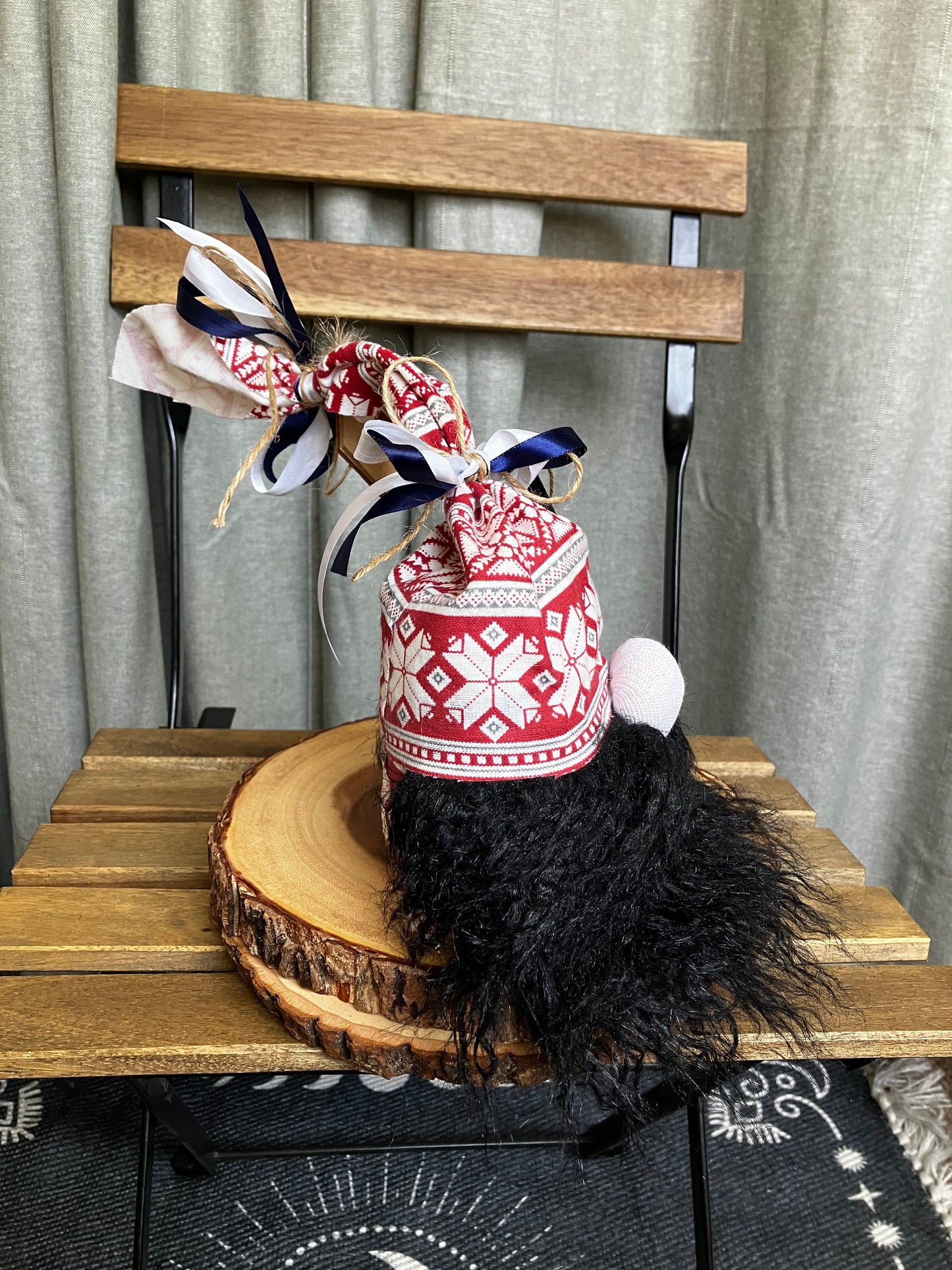 Après Red & White Gnome | The Original AromaGnome | Handcrafted Home Decor Diffusers