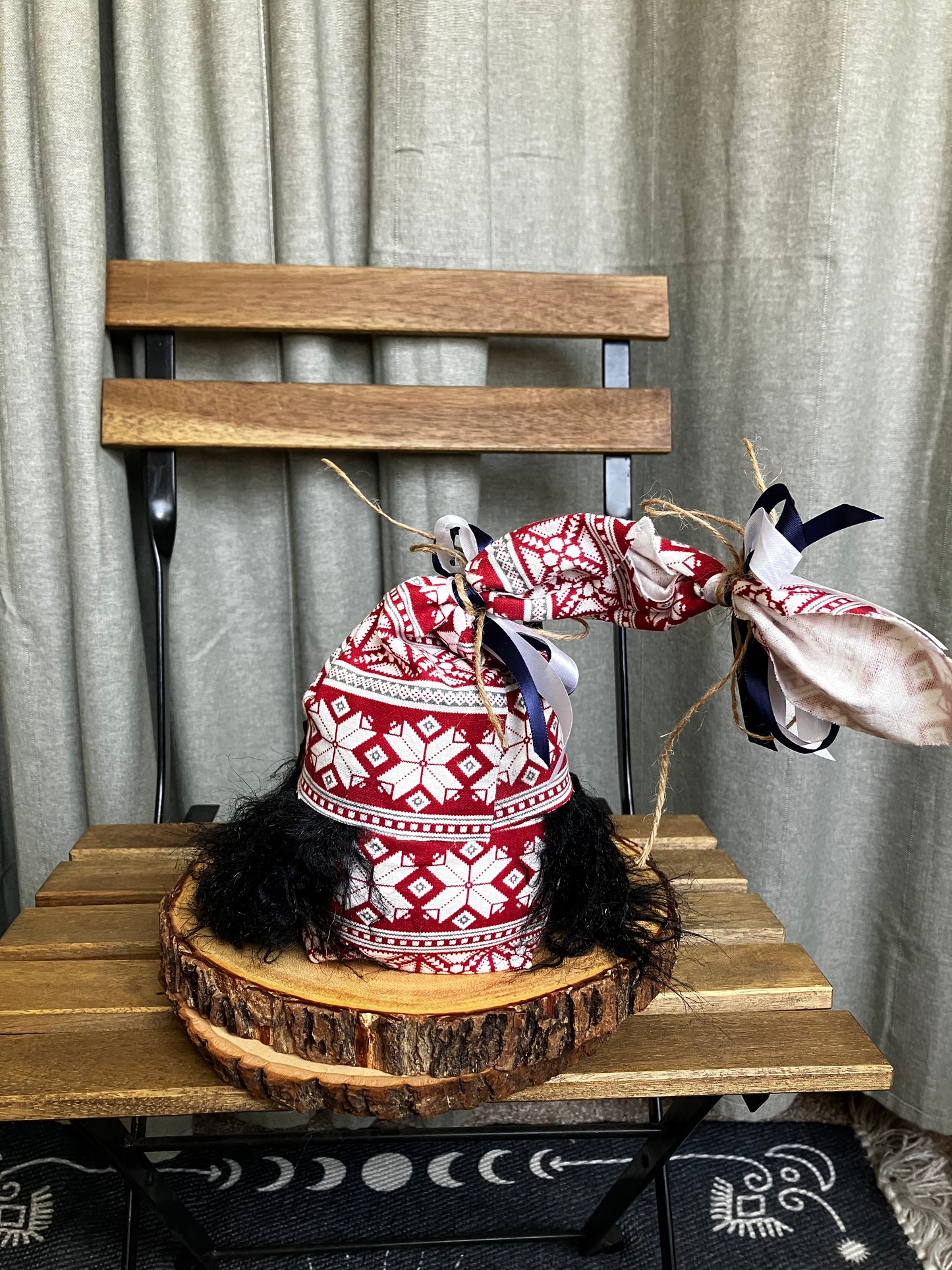 Après Red & White Gnome | The Original AromaGnome | Handcrafted Home Decor Diffusers