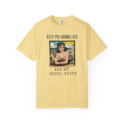 Keep My Drinks Icy And My Books Spicy T-shirt | Retro Pinup Beach Graphic