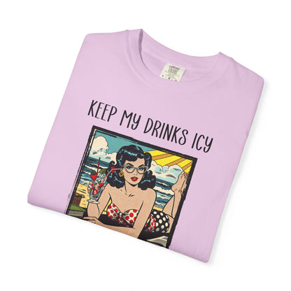 Keep My Drinks Icy And My Books Spicy T-shirt | Retro Pinup Beach Graphic