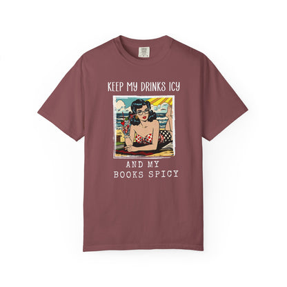 Keep My Drinks Icy And My Books Spicy T-shirt | Retro Pinup Beach Graphic