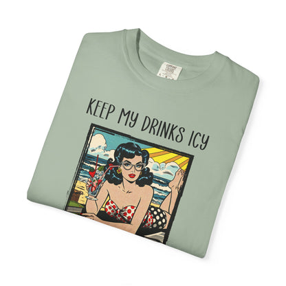 Keep My Drinks Icy And My Books Spicy T-shirt | Retro Pinup Beach Graphic