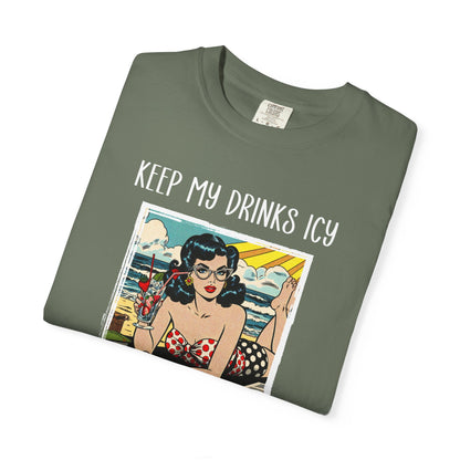 Keep My Drinks Icy And My Books Spicy T-shirt | Retro Pinup Beach Graphic