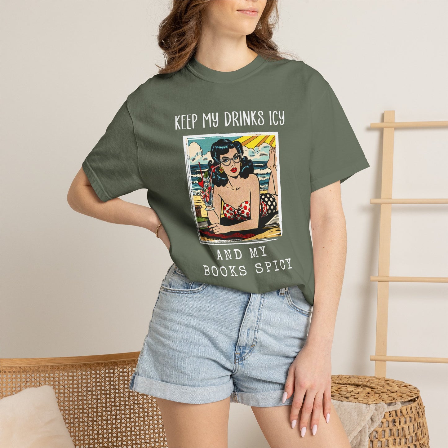 Keep My Drinks Icy And My Books Spicy T-shirt | Retro Pinup Beach Graphic